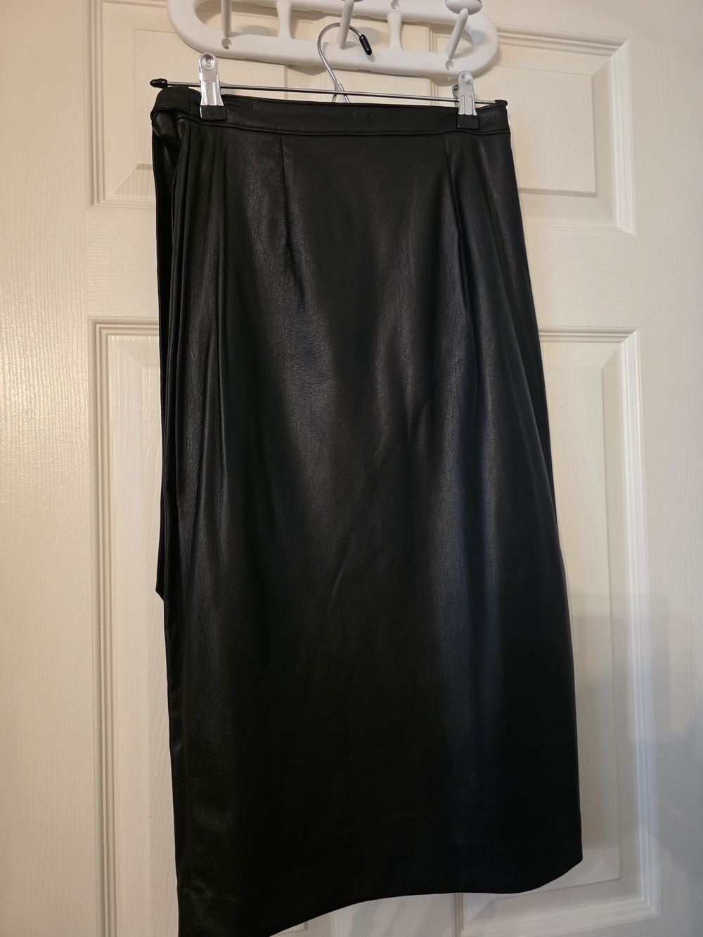 Babaton Black Pelli Skirt - Picture 4 of 8